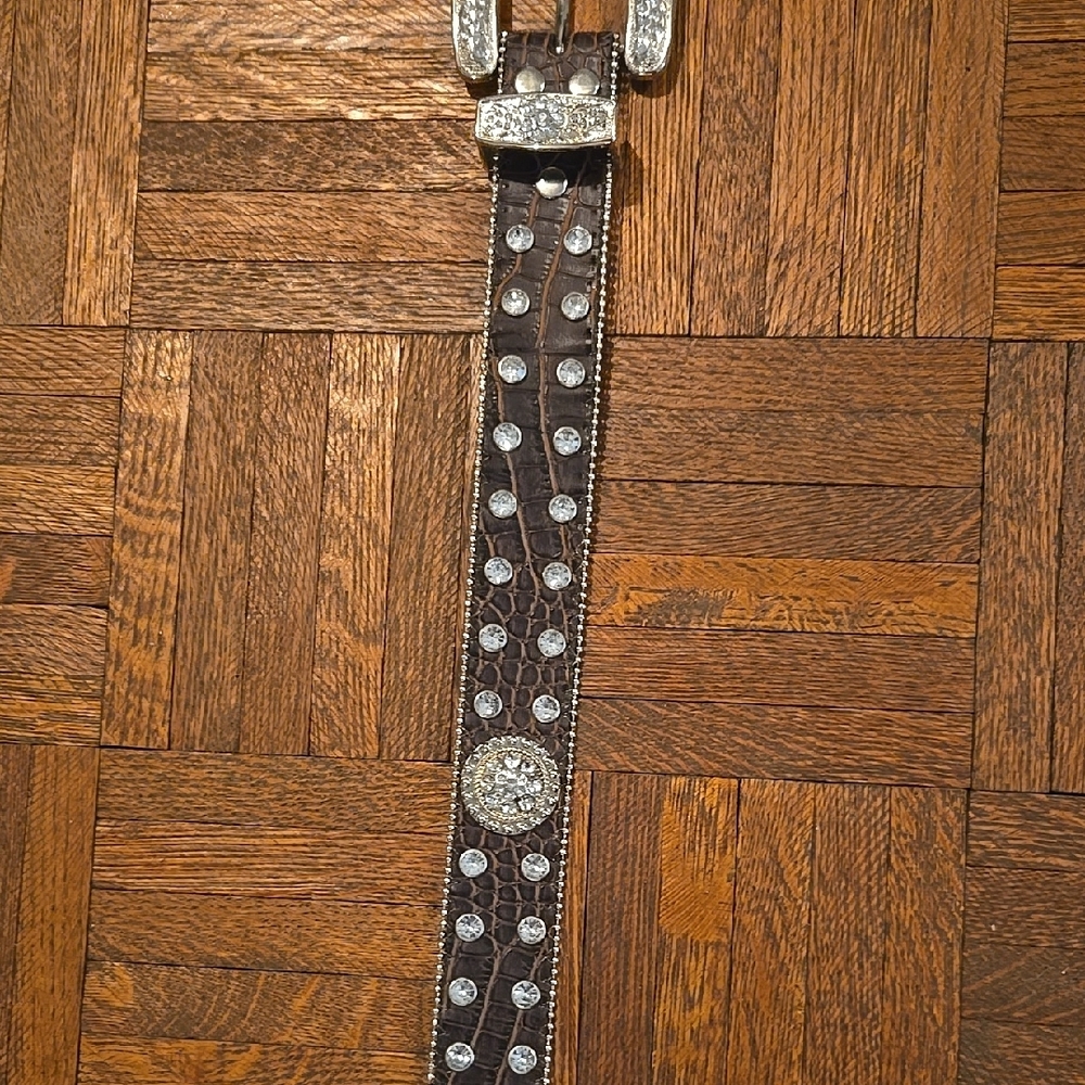 Western Rhinestone & Leather Belt - Picture 10 of 16